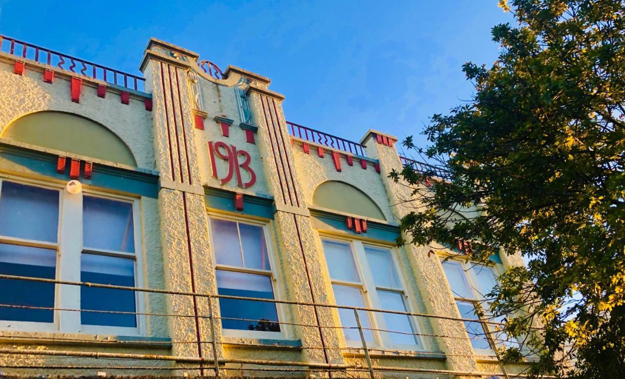 The Clyde Hotel Wairoa Ngoại thất bức ảnh